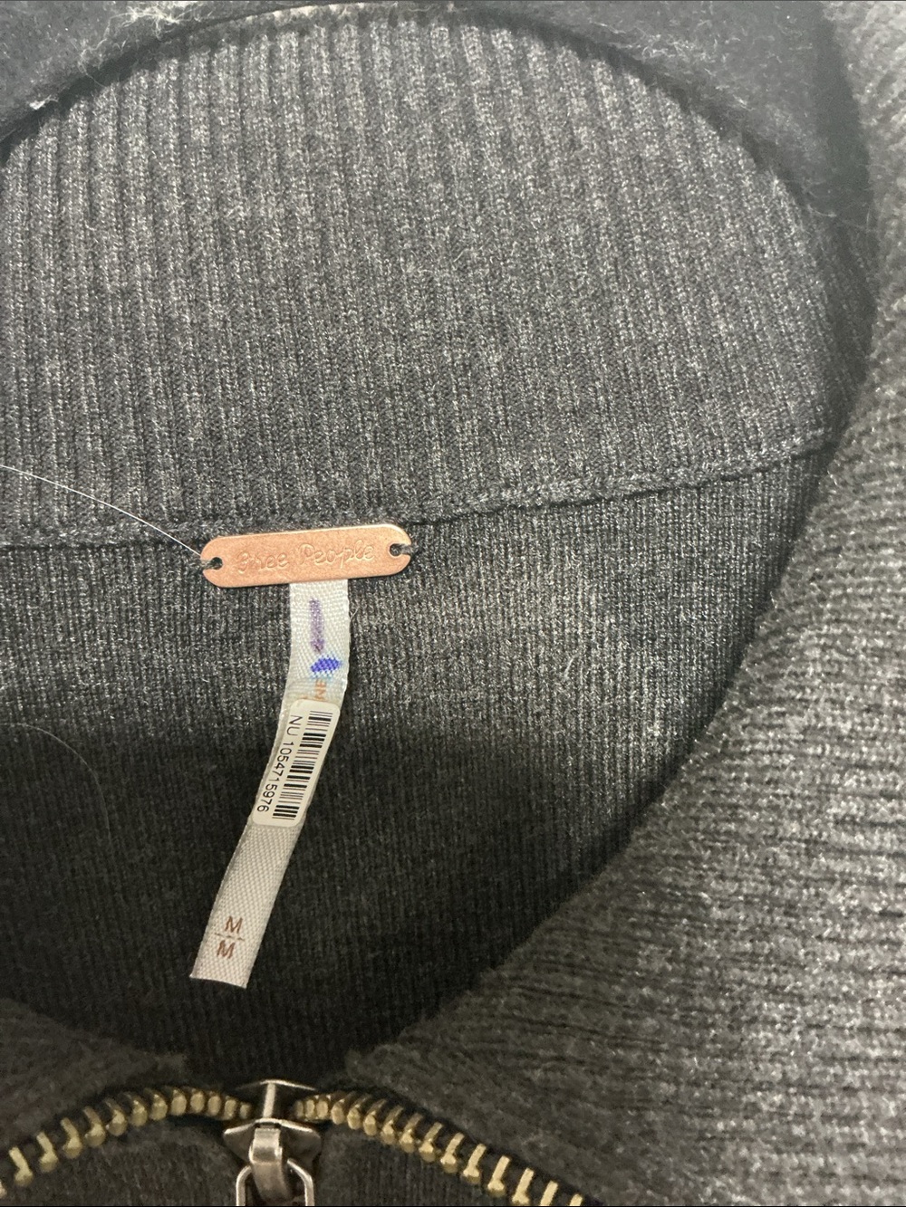 Free People sweater NWOT - Picture 2 of 4